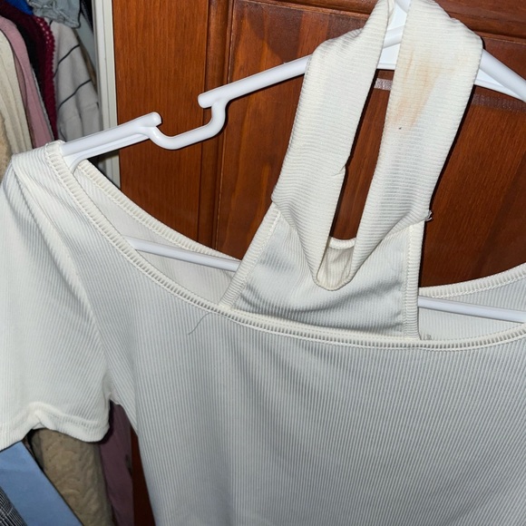 Cutout halter top - Picture 3 of 5